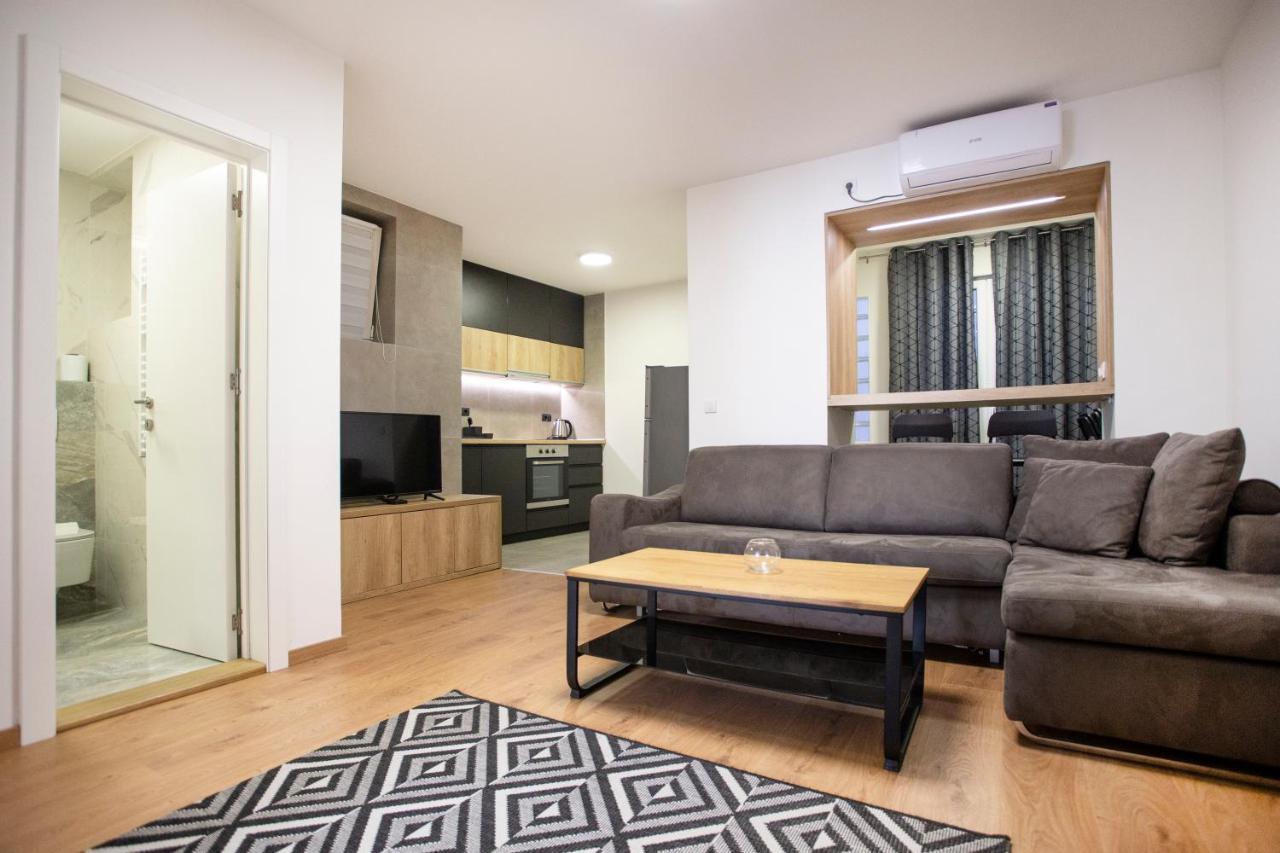 Apartment Ivy Belgrado Esterno foto